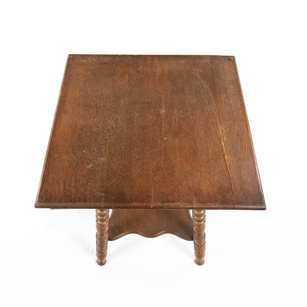 Small Oak End Table