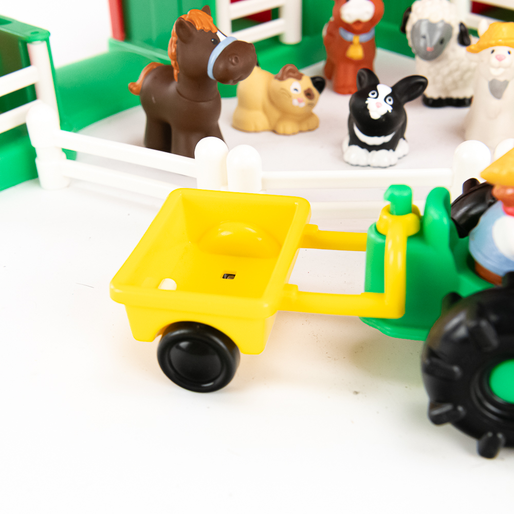 Vintage Fisher-Price Little People Red Barn
