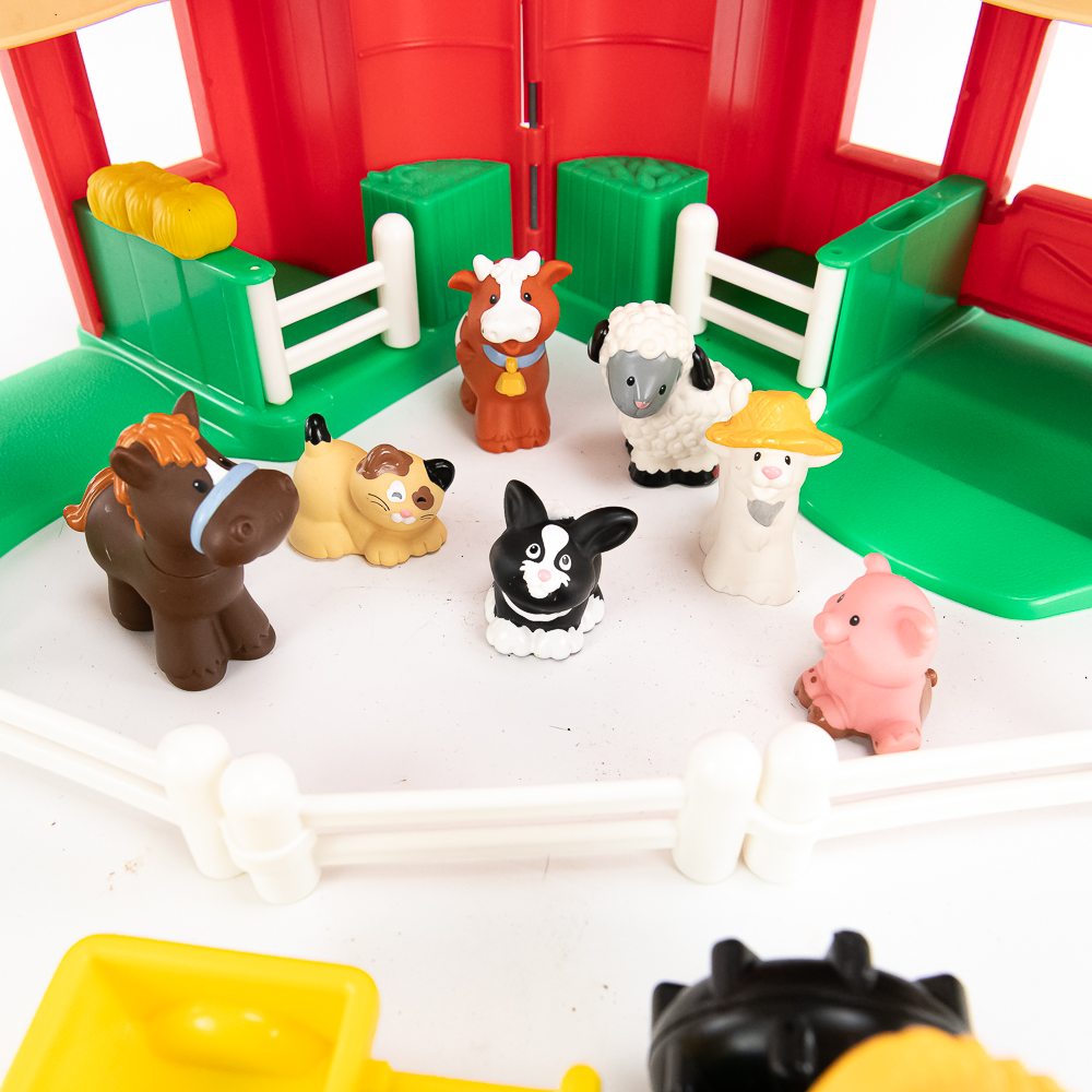 Vintage Fisher-Price Little People Red Barn