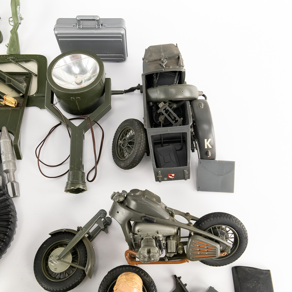 1960s Marx Stoney Smith Action Figures & More