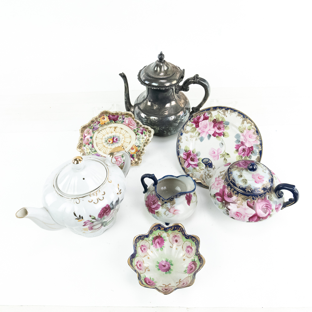 Vintage Porcelain Tea Set & Silverplate Pot (7)
