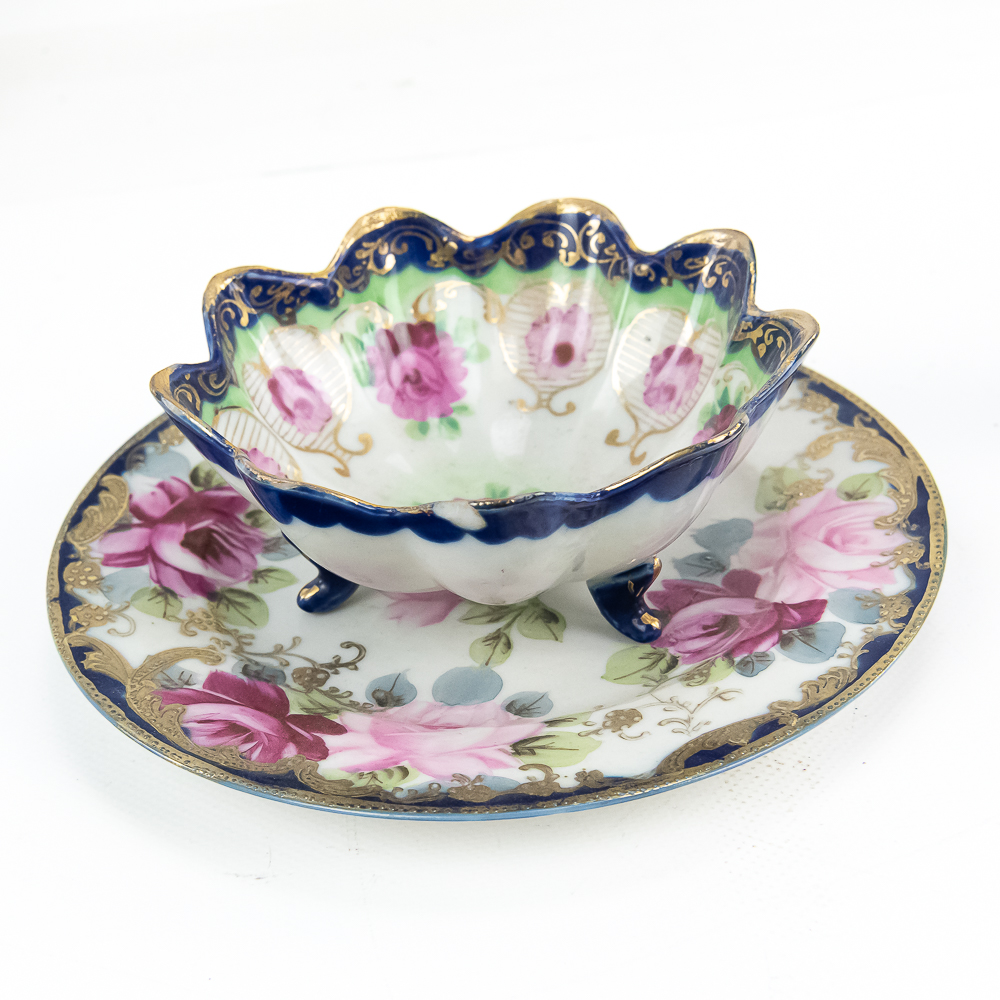Vintage Porcelain Tea Set & Silverplate Pot (7)