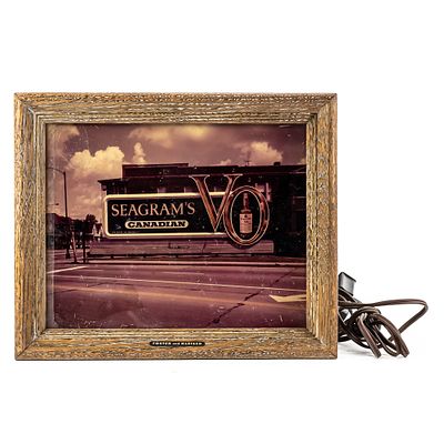 Vintage Seagram's V.O. Canadian Whisky Light Up Sign, built-in electric light and an oak-style 