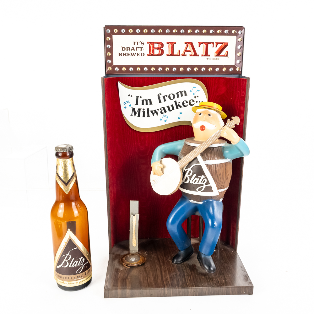 Vintage Blatz Beer Banjo Barrel Man Display