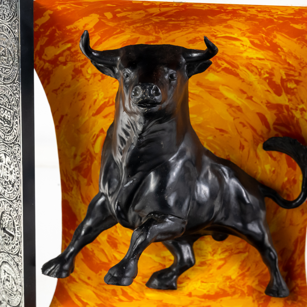 Vintage Schlitz Malt Liquor 3D Charging Bull Sign