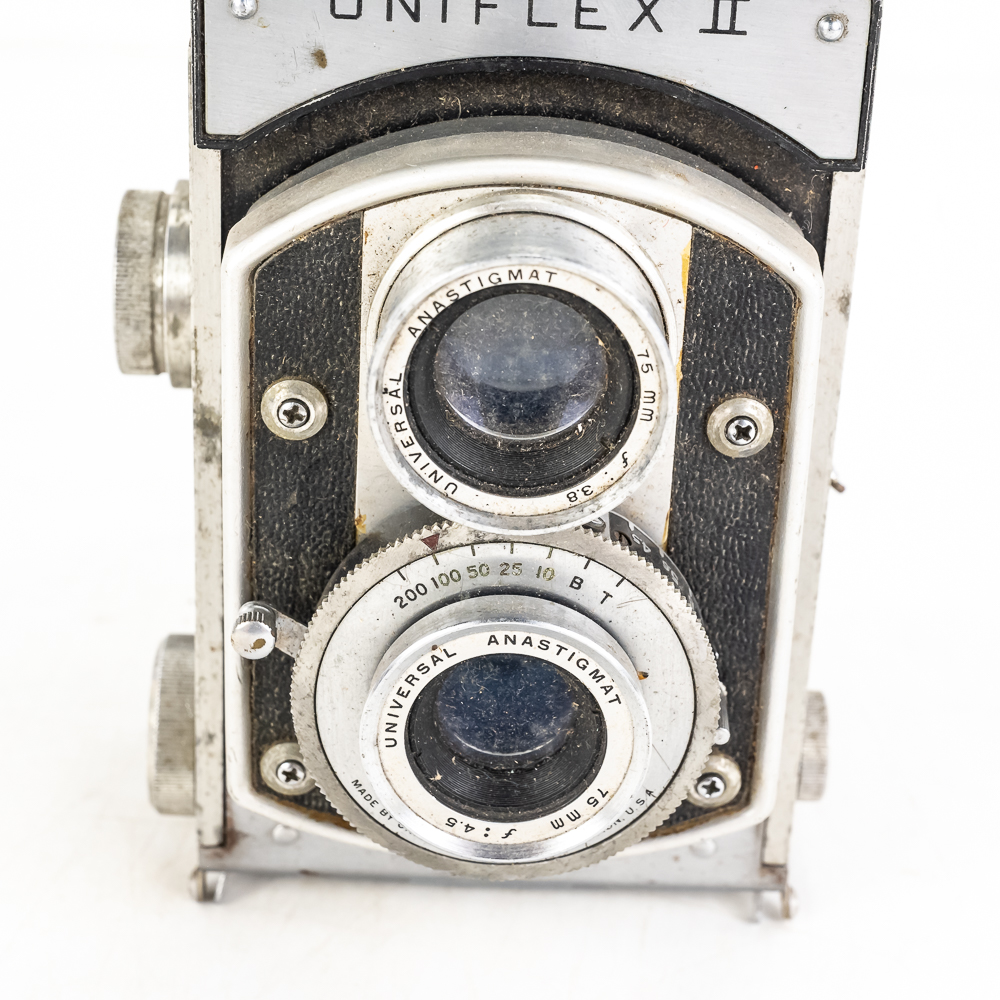 Vintage Uniflex II Twin Lens Reflex Camera