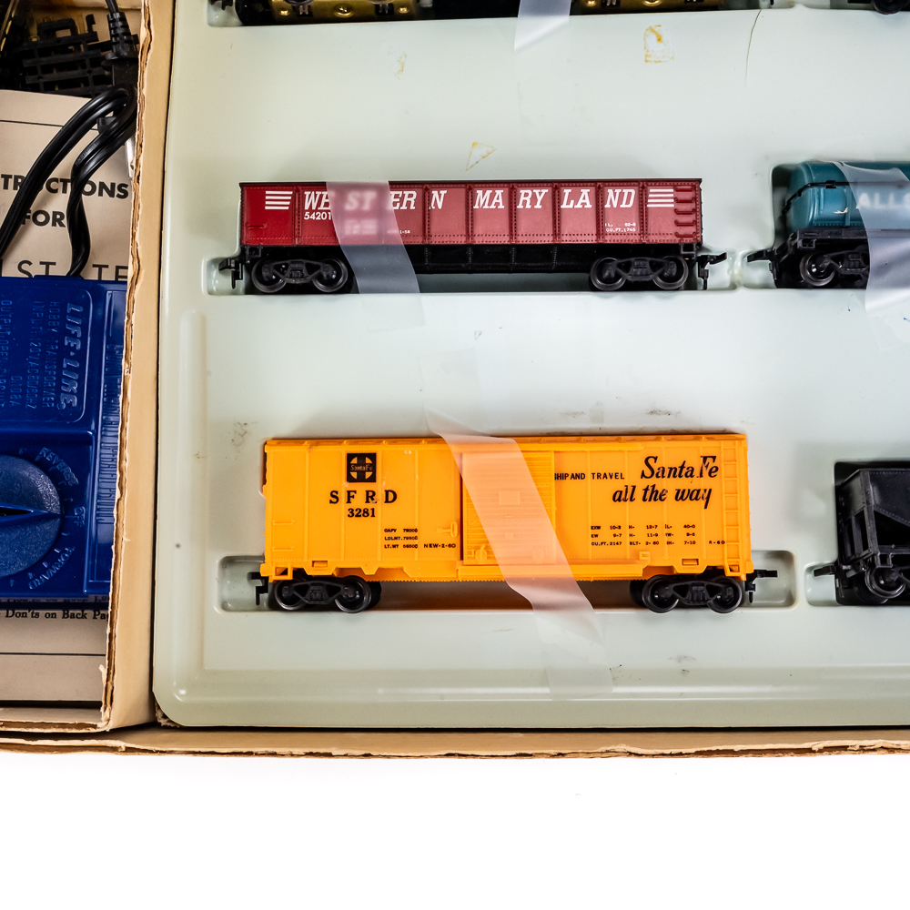 Sears Allstate HO Gauge Electric Train 9821 w Box