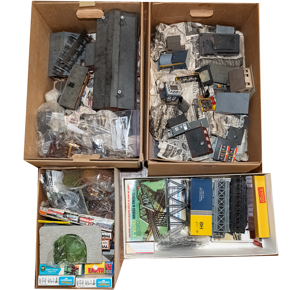 HO Scale Train Accessory Assortment Building &More