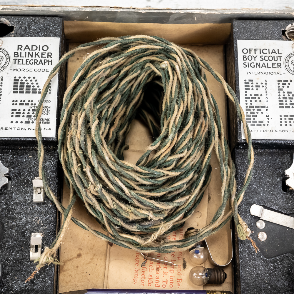 Vintage Fleron Official Boy Scout Signaler