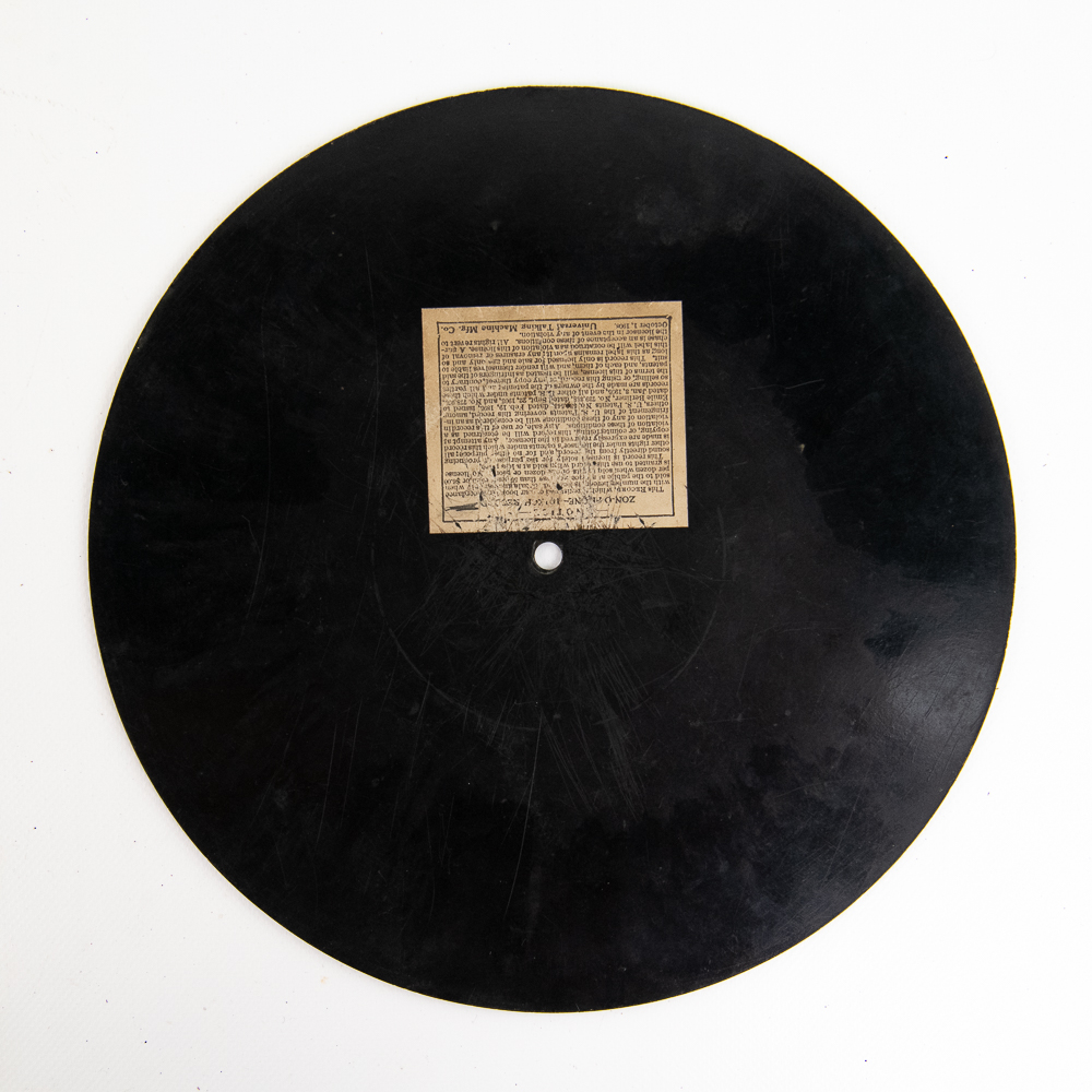 Pair of 10" Zon-O-Phone Yiddish Records 3015/3038
