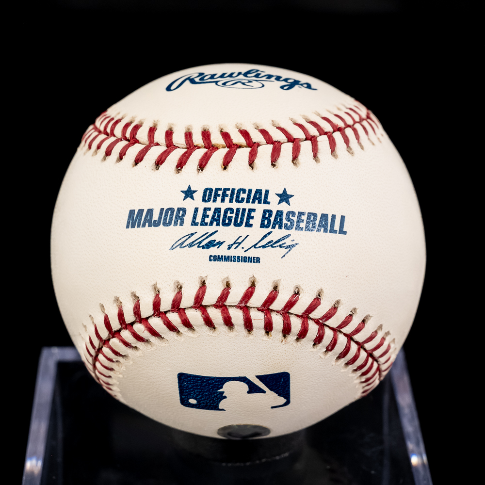 Greg Maddux Autographed MLB Baseball w MLB COA