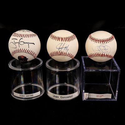 Tony Gwynn J Gonzalez C Fielder Signed Baseballs. Tony Gwynn & Juan Gonzalez & Cecil Fielder 