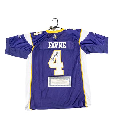 Brett Favre Autographed Minn. Vikings Jersey W COA. Brett Favre autographed green Minnesota 