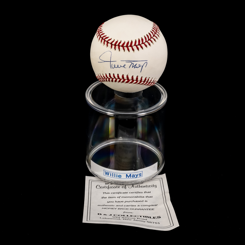 Willie Mays Autographed MLB NL Baseball w COA