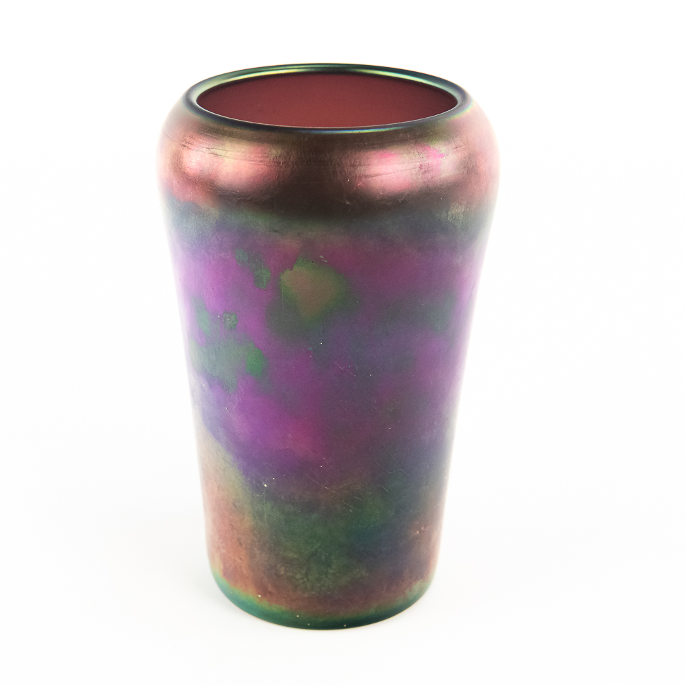 Carnival Glass: Imperial Jewels Cupped Vase
