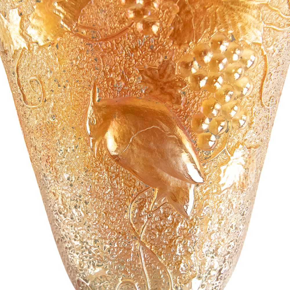 Carnival Glass: Wall Pockets 2-Pc Lot
