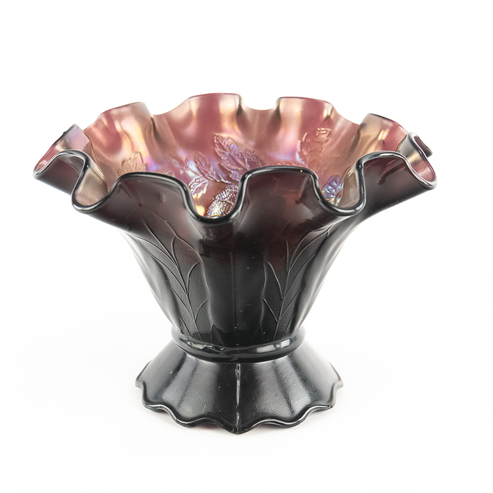Carnival Glass: Dugan Dogwood Sprays Bowl