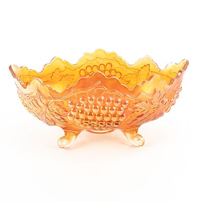 Carnival Northwood Grape/Cable Ftd Banana 2pc. Includes one large bowl in marigold (good 