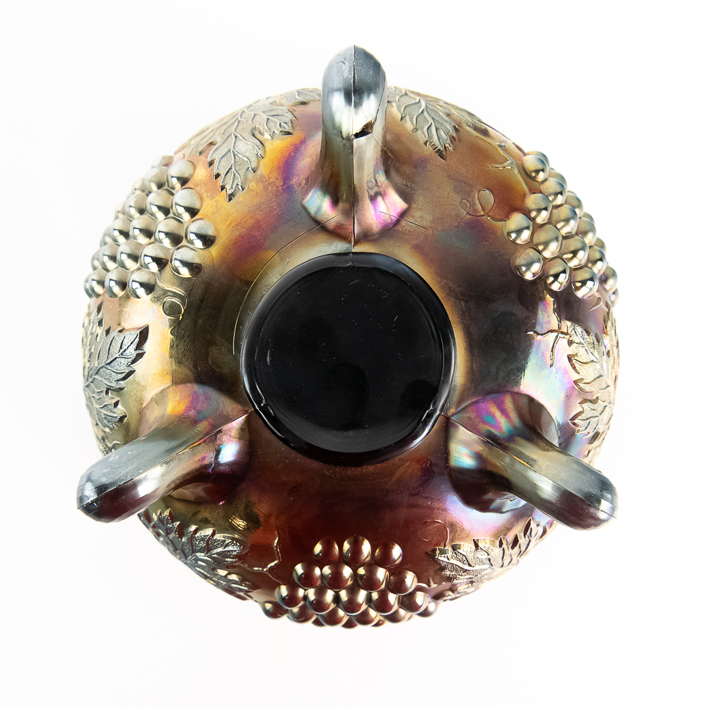 Carnival Glass N'wood Grape/Cable Ftd Center Bowl