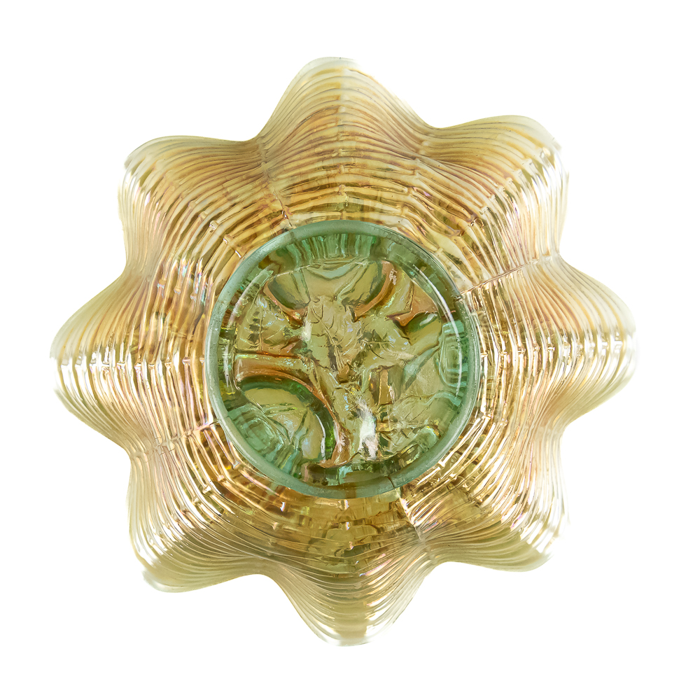 Carnival Glass: Northwood Rose Show Ruffled Bowl