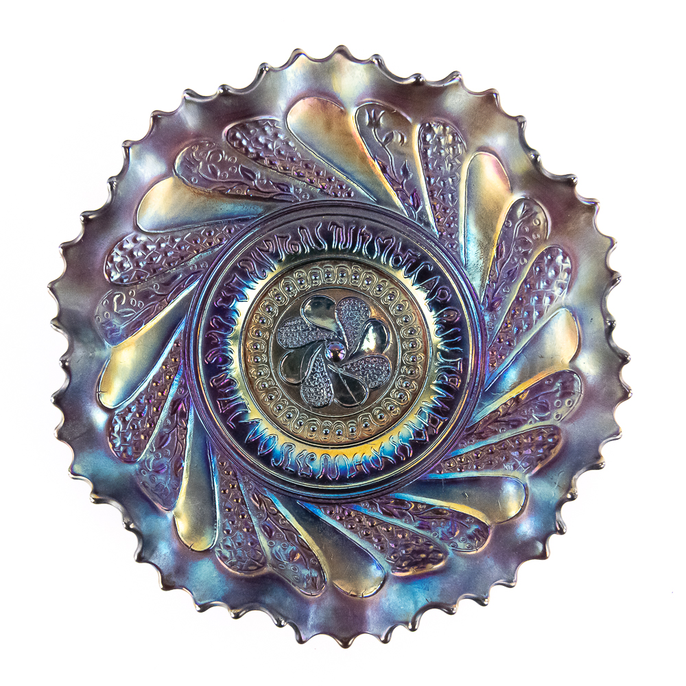 Carnival Glass: Dugan Roundup Low Ruffled Bowl