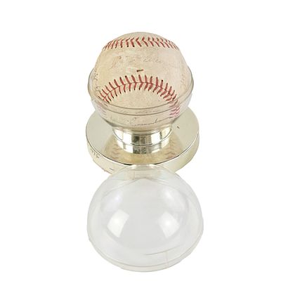 1974 Chicago White Sox Team Autographed Baseball. 1974 Chicago White Sox team autographed 