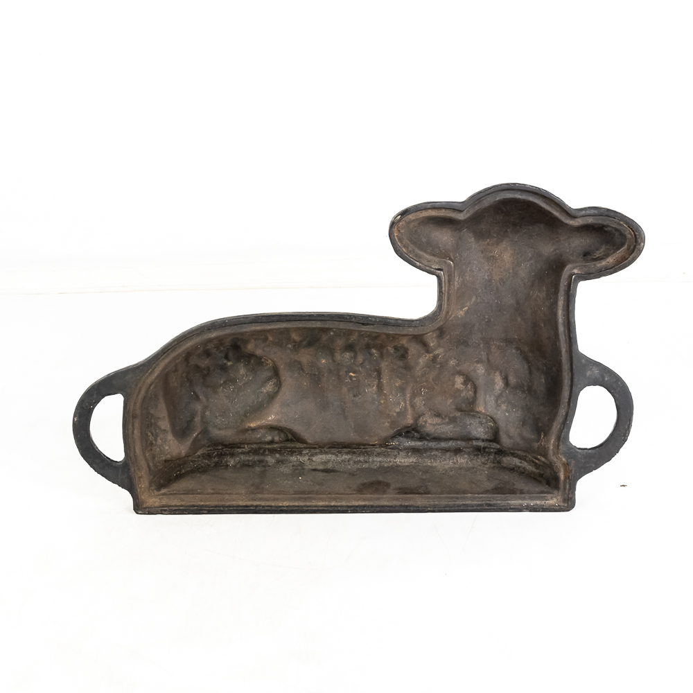 Vintage Cast Iron Lamb Cake Mold