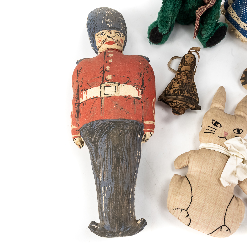 (16) Vintage Variety Rag Doll Rummage