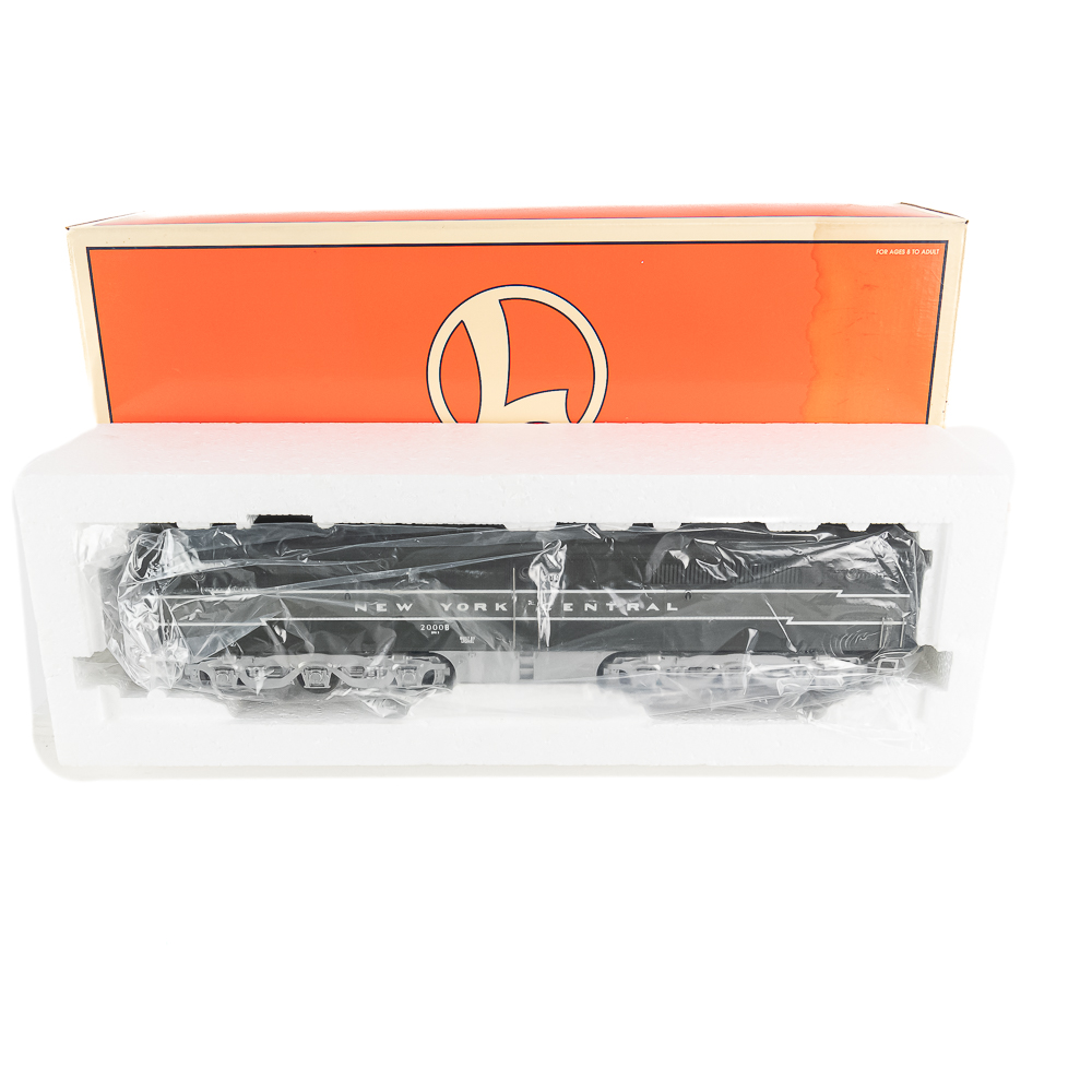 Lionel NYC Diesel Locomotive 2000 Power & Dummy