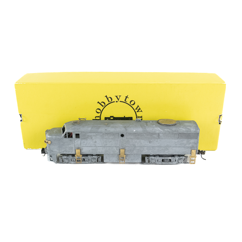 Hobbytown ALCO FA-02 HO Locomotive w Box