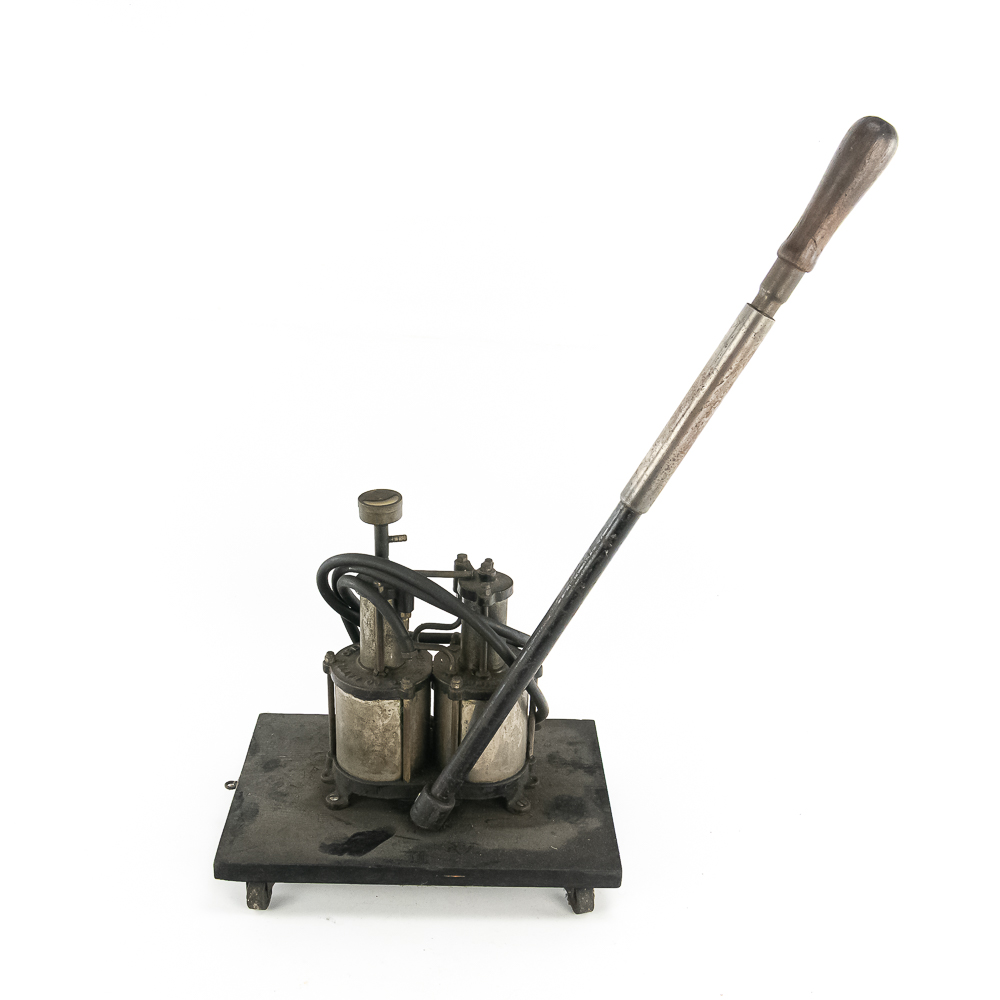 Globe Mfg Co High-Pressure Tire Pump
