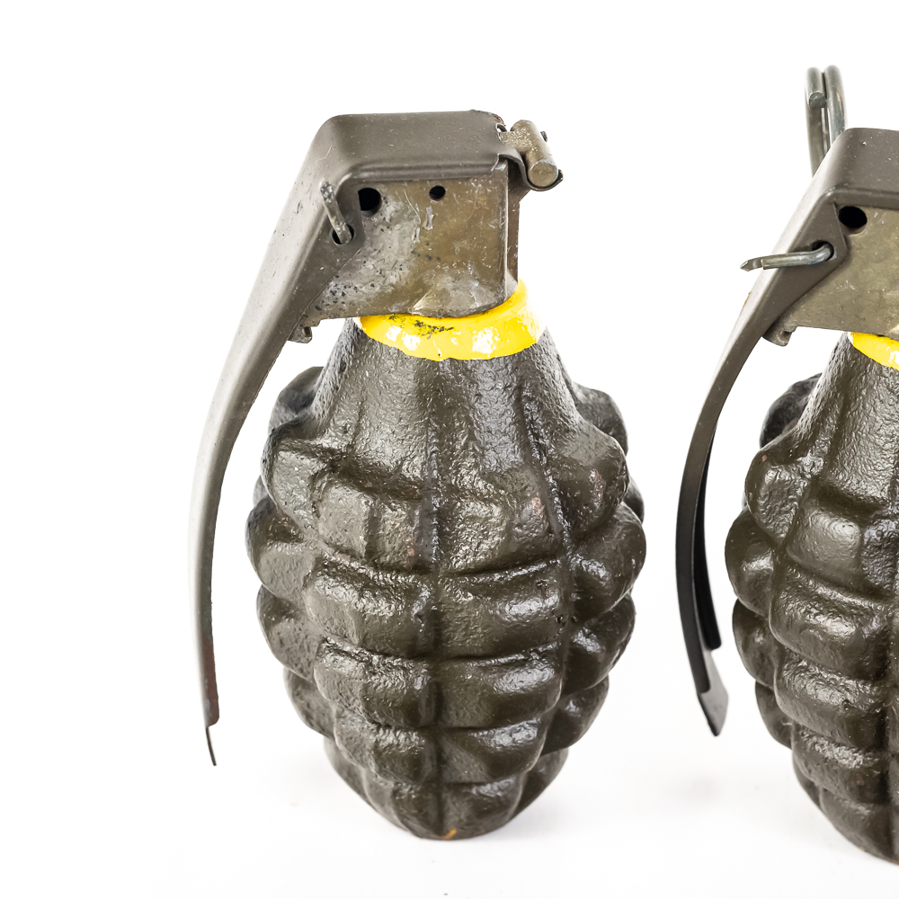 3 Inert WWII MKII Training Grenades & Dummy Ammo