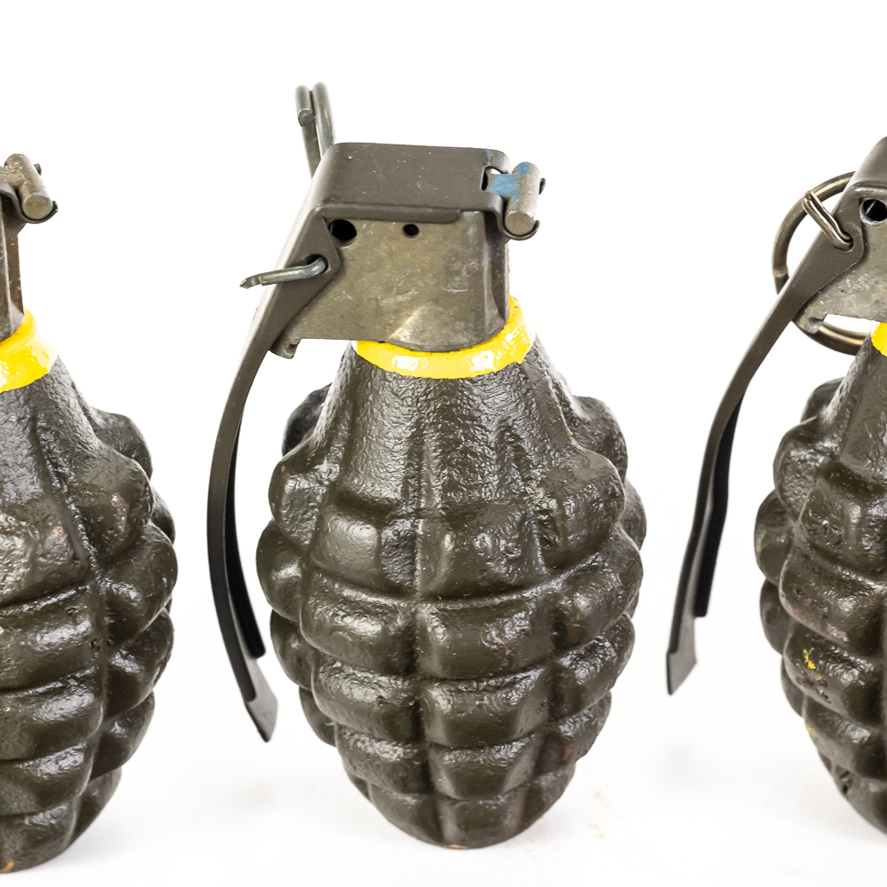 3 Inert WWII MKII Training Grenades & Dummy Ammo