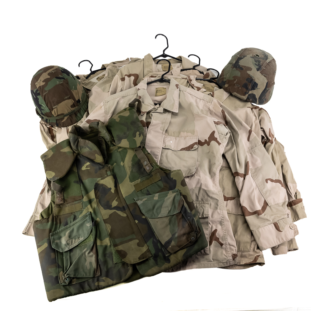 Cold War/DS US Military Uniform & Gear Lot (10)