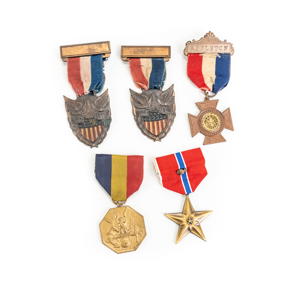 Medals 2 WWI, Bronze Star, Navy Marine, German Am