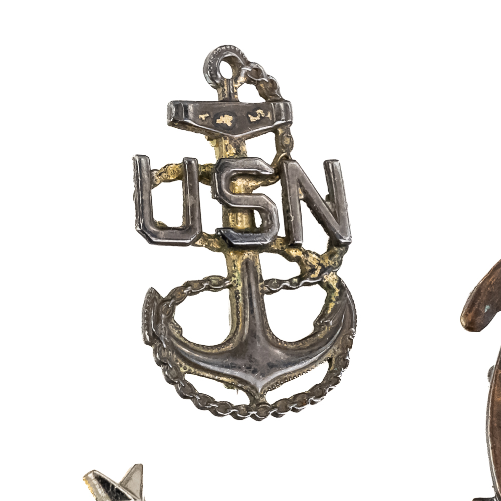 9. Navy Insignia / Cap Pins