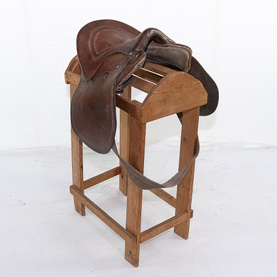 English Style Saddle by Buena Vista Leather. English (Plantation) style saddle in fair used 
