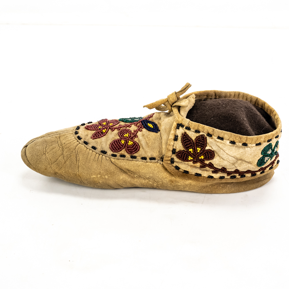 Pair of Beaded Moccasins-Floral