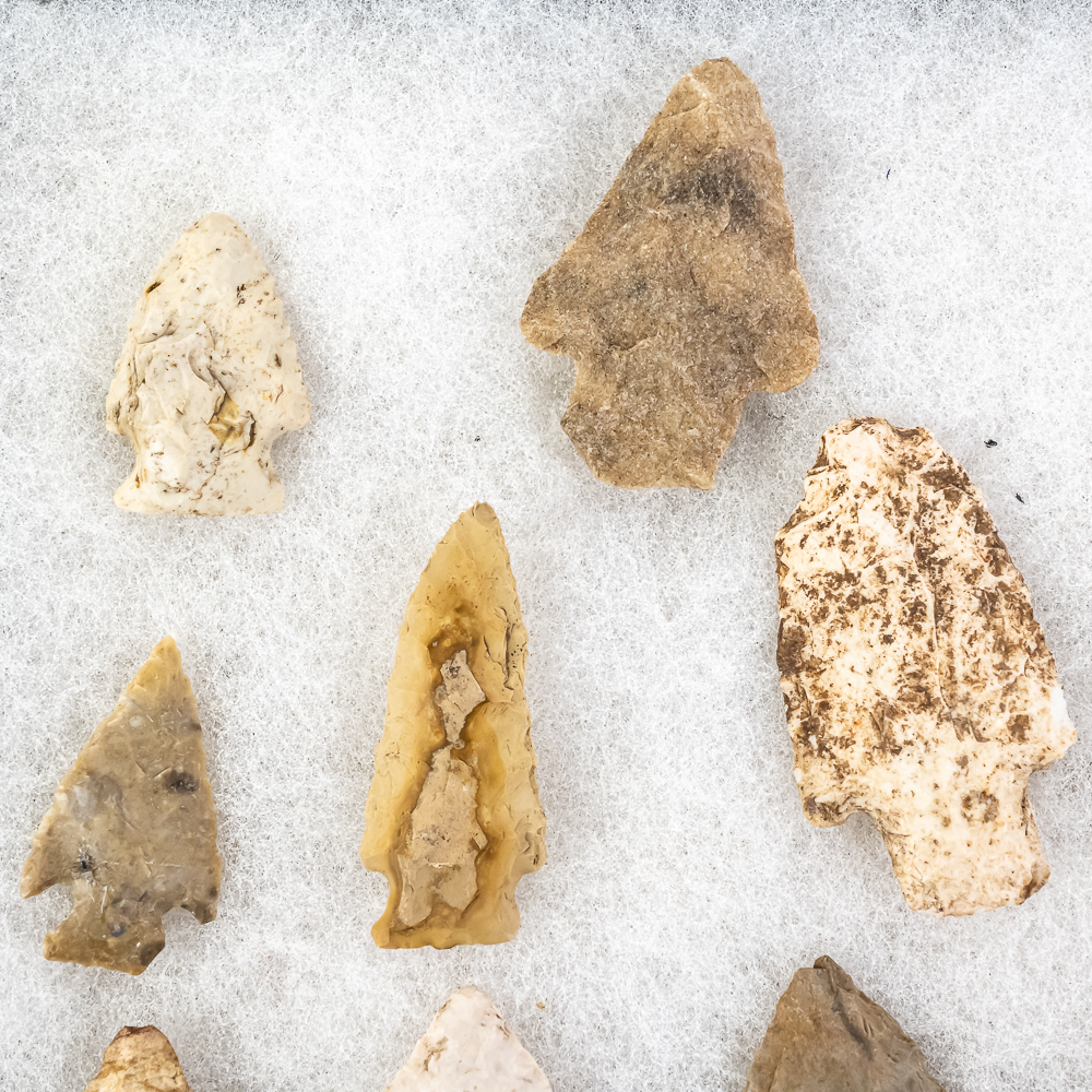 16pc Native American Projectile Points