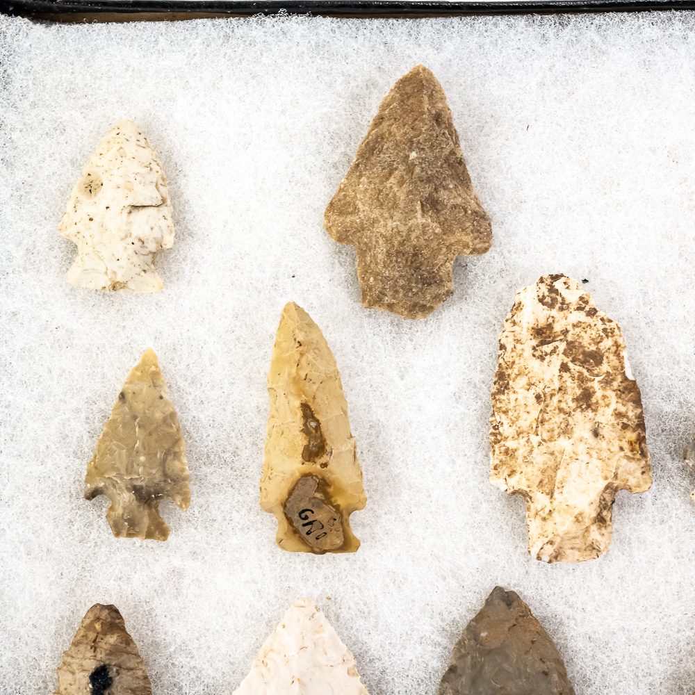 16pc Native American Projectile Points
