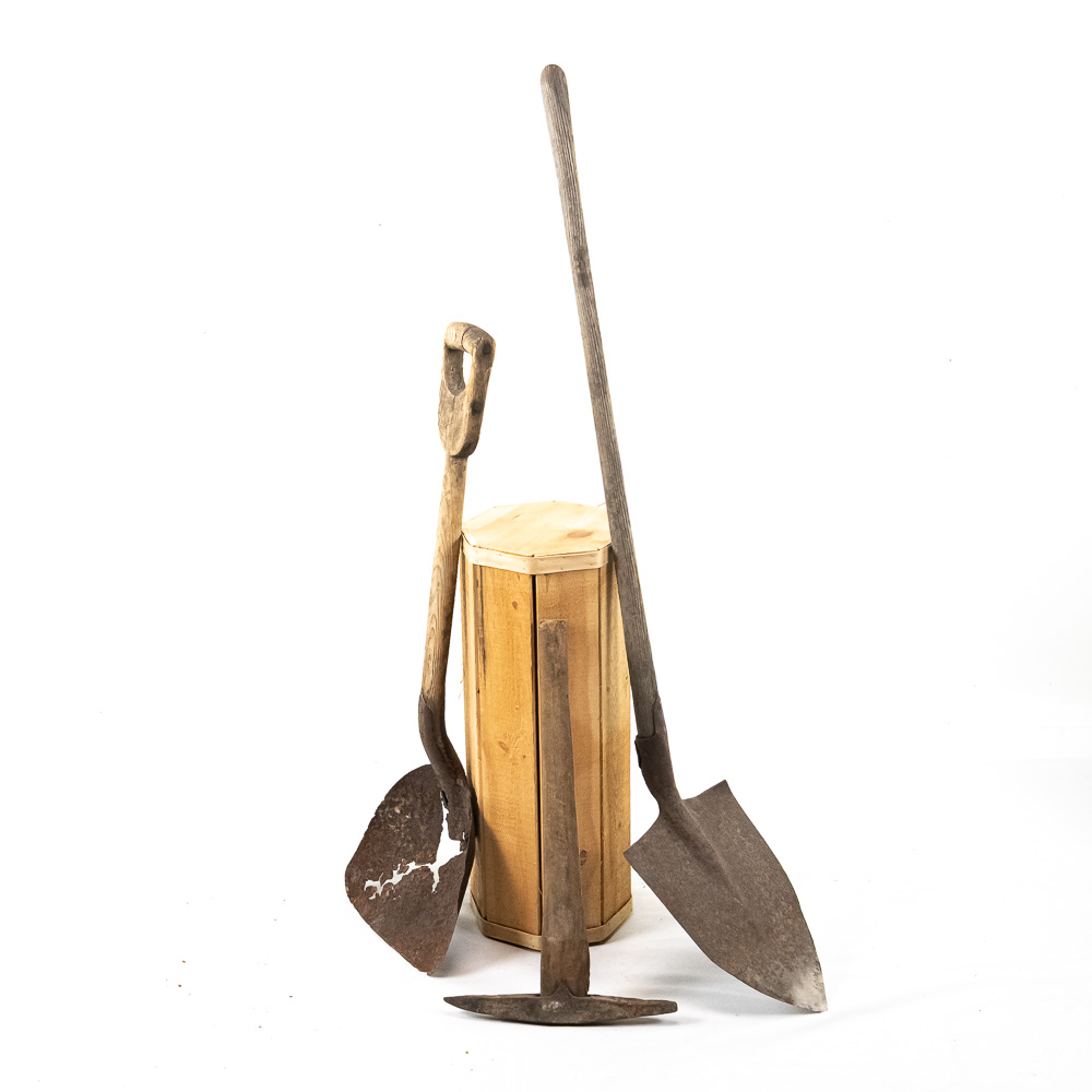 3 Mining Hand Tools