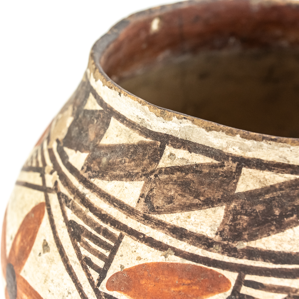 1920s Laguna Pueblo Polychrome Pot