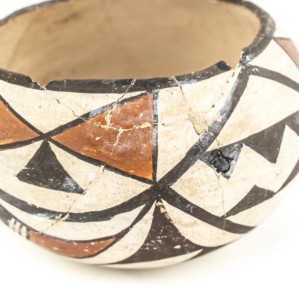 3 Small Pots-Acoma, Isleta, Wedding Pot-Published