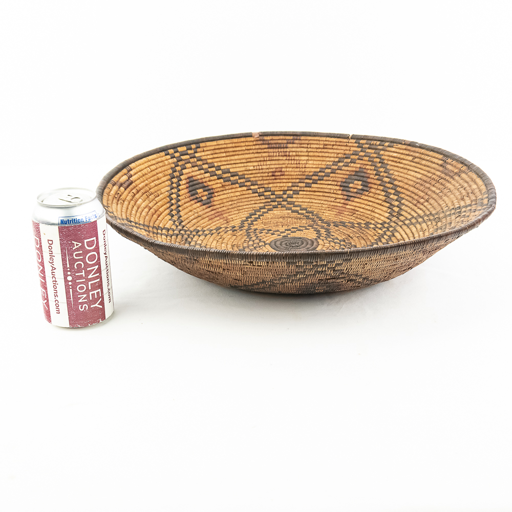 1910 Western Apache Bowl