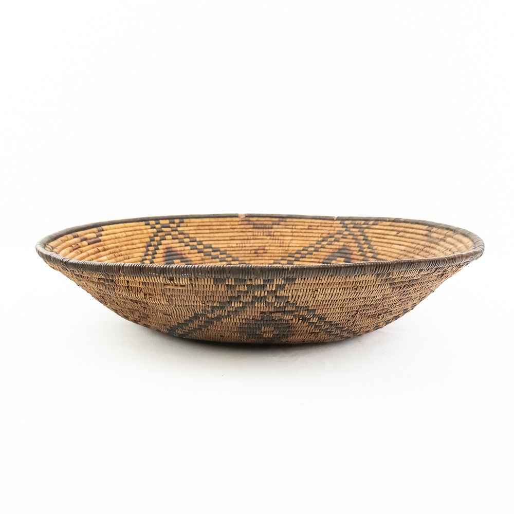 1910 Western Apache Bowl