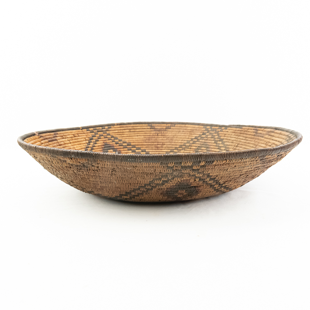 1910 Western Apache Bowl