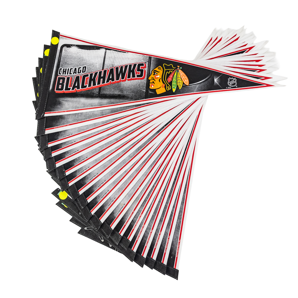 (49) NWT NHL Licensed Chicago Blackhawks Pennants