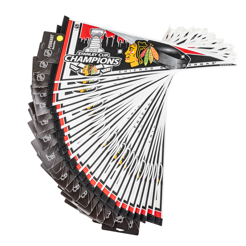 (50) NWT NHL Licensed Chicago Blackhawks Pennants