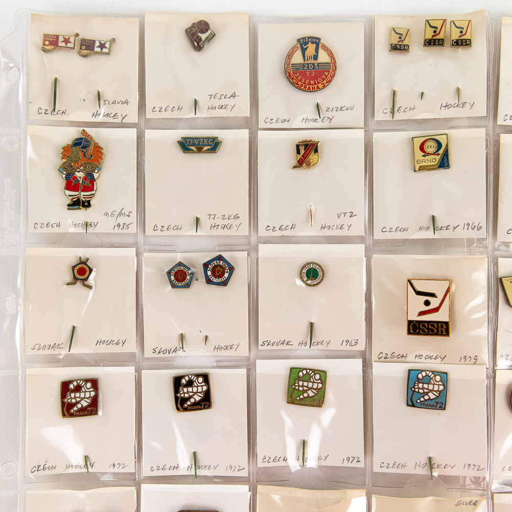 (95) Vintage Czech & Russian Hockey Pin Backs