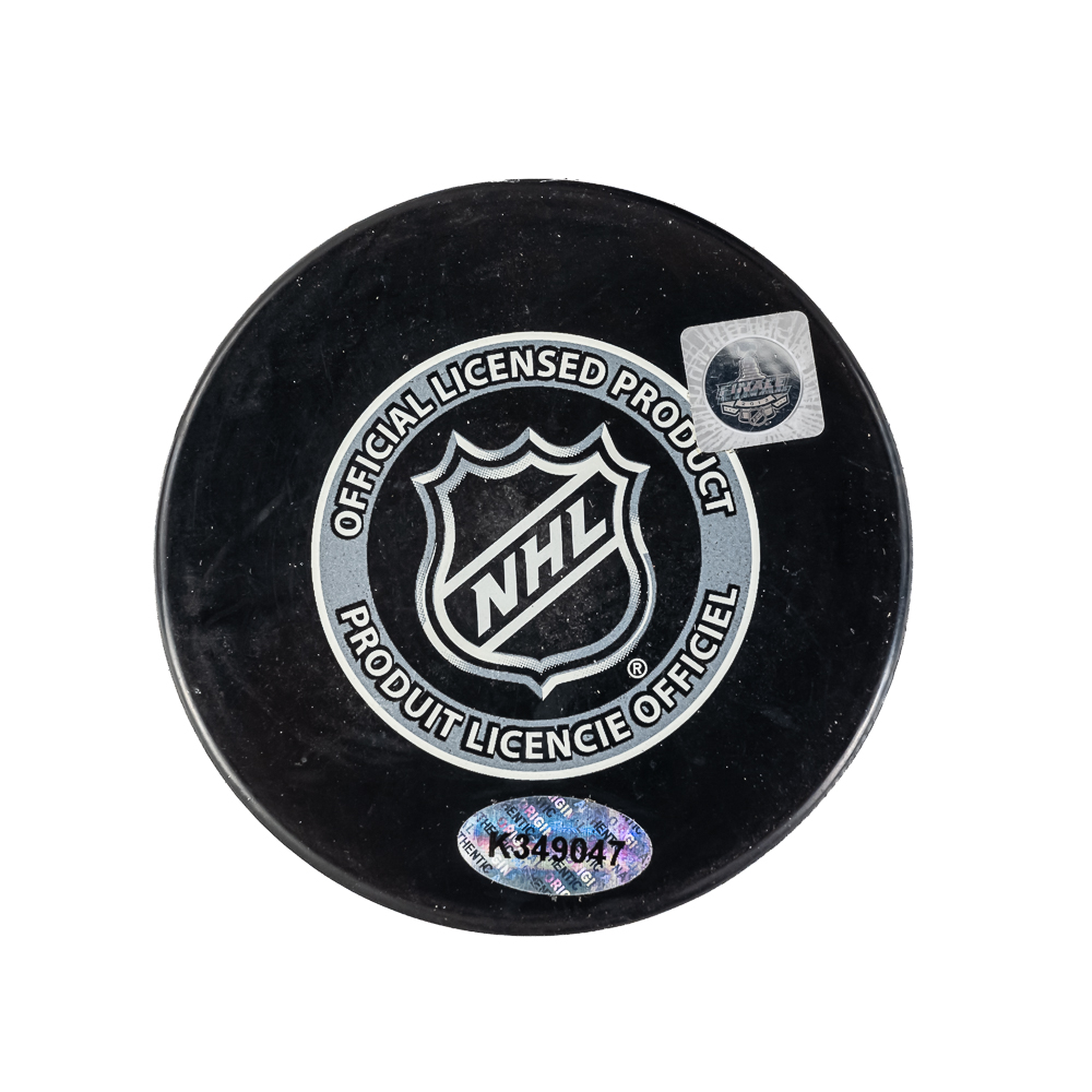 Marian Hossa Signed '13 Stanley Cup Champion Puck